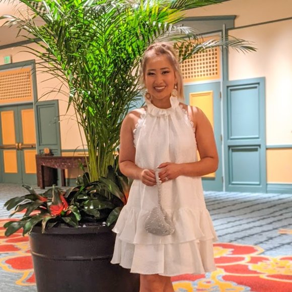 THEIA Size 2 White Cocktail Lace Dress with Pockets - Picture 1 of 5